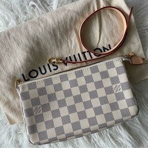 Louis Vuitton Pochette Accessoires